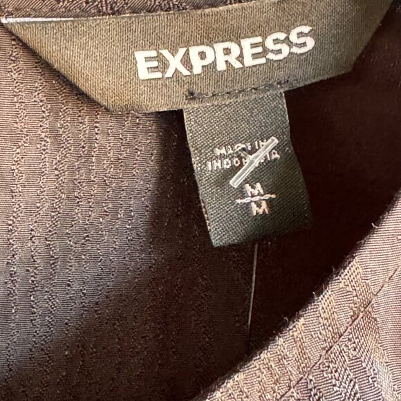 Express Black Textured Long Sleeve Top M Ruched Front Detail Keyhole Neck $60 - Picture 9 of 13